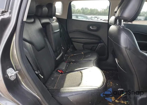 2019 Jeep Compass Latitude 4X4 from USA, damaged, VIN 3C4NJDBB5KT598911